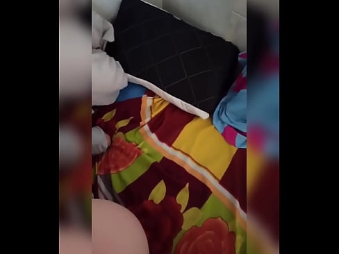 ❤️ Wandinogara naye anogara ega kumba nekuti murume wake anoenda kuzororo ini ndinotora mukana wekusvira nekuzadza mbongoro yake nemukaka. DzeBonde ❌